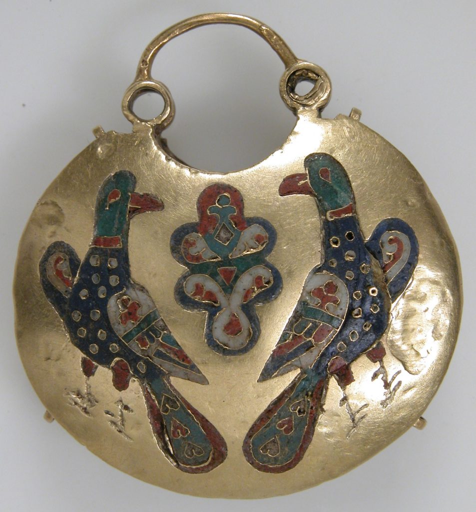 The Ancient Rus earing symbolising loving partnership.