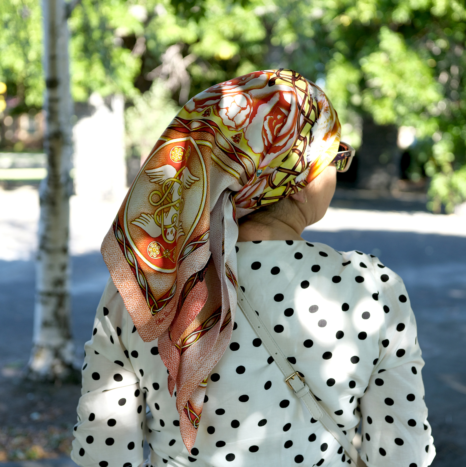 Creation N1. Reversible silk scarf 88 - Image 5