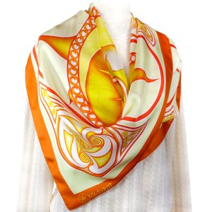 Sunshine your fav outfit with this golden reversible silk scarf that leaves you feeling sunlit and invigorated. Designed in AU and hand made in China, this scarf pays tribute to the ancient heritage of Trypillian culture, confirmed by modern scientific evidence.